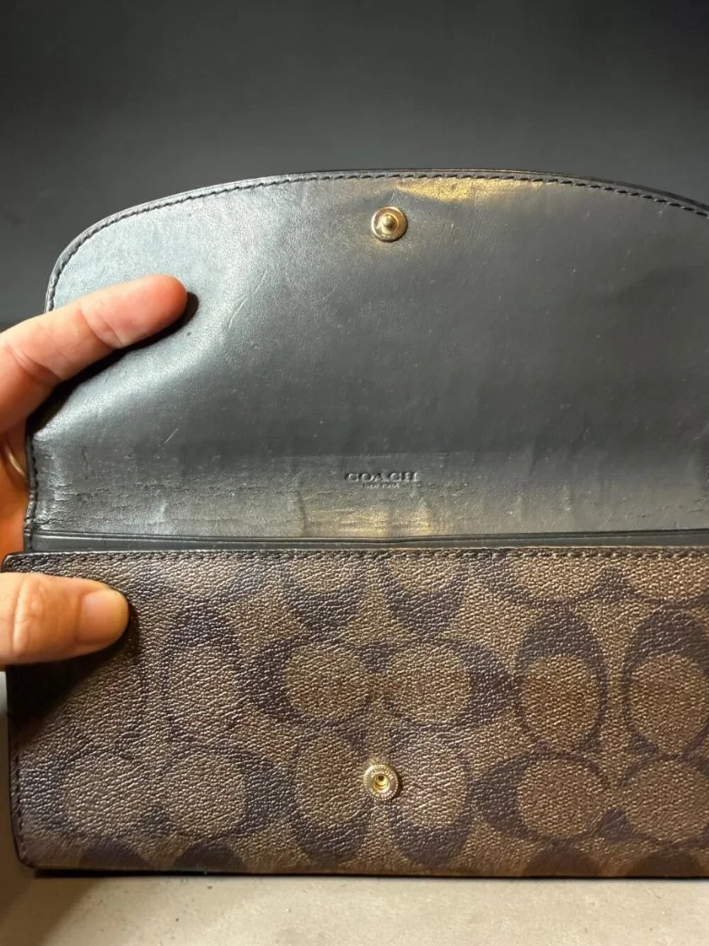 Coach Signature Trifold Wallet — Black Leather & Brown Signature Canvas